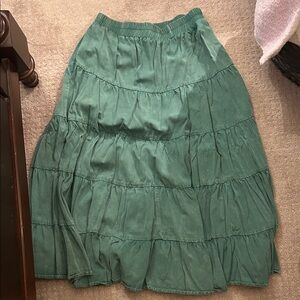 Hayden green Tiered Midi Skirt
